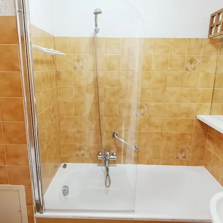 Appartement 4 Pers. Avec Wi-fi, Vue Depuis Terrasse - Fr-1-827-58 *